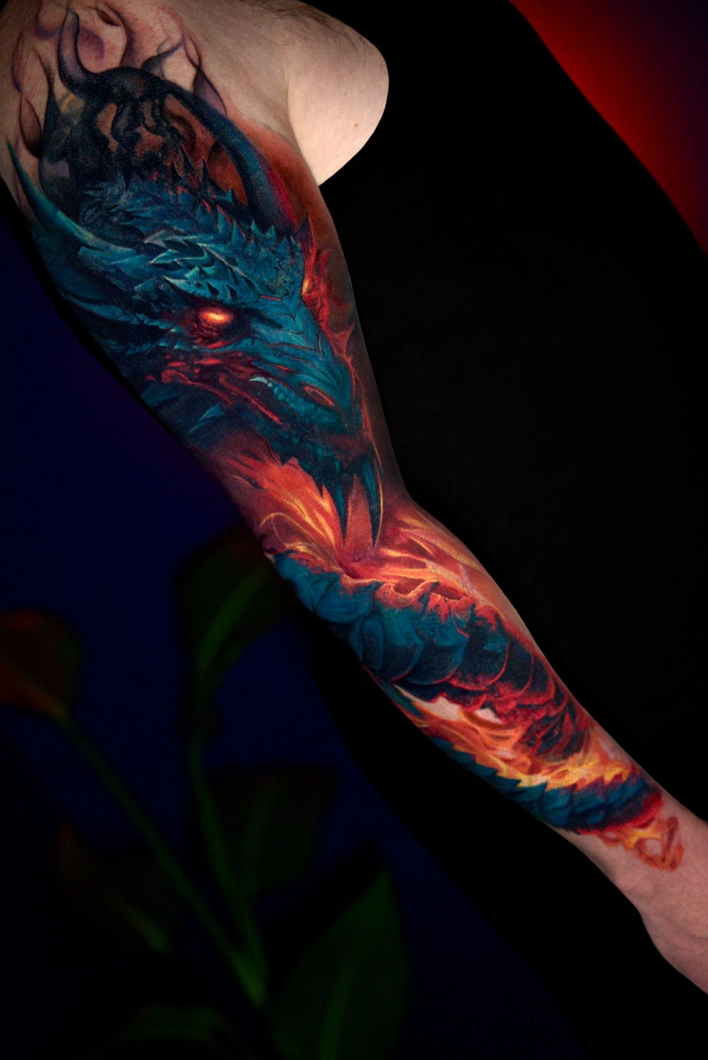 A Fleur de Peau - Professionelles Tattoo Studio - Tätowierung am Arm einer Person